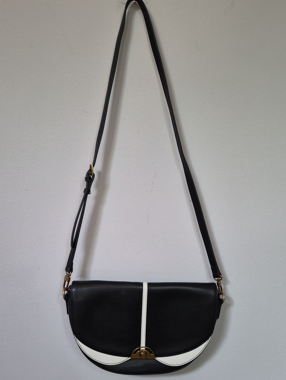 Antonio Melani Classic Black White Leather Crossbody Saddlebag Purse Clutch
